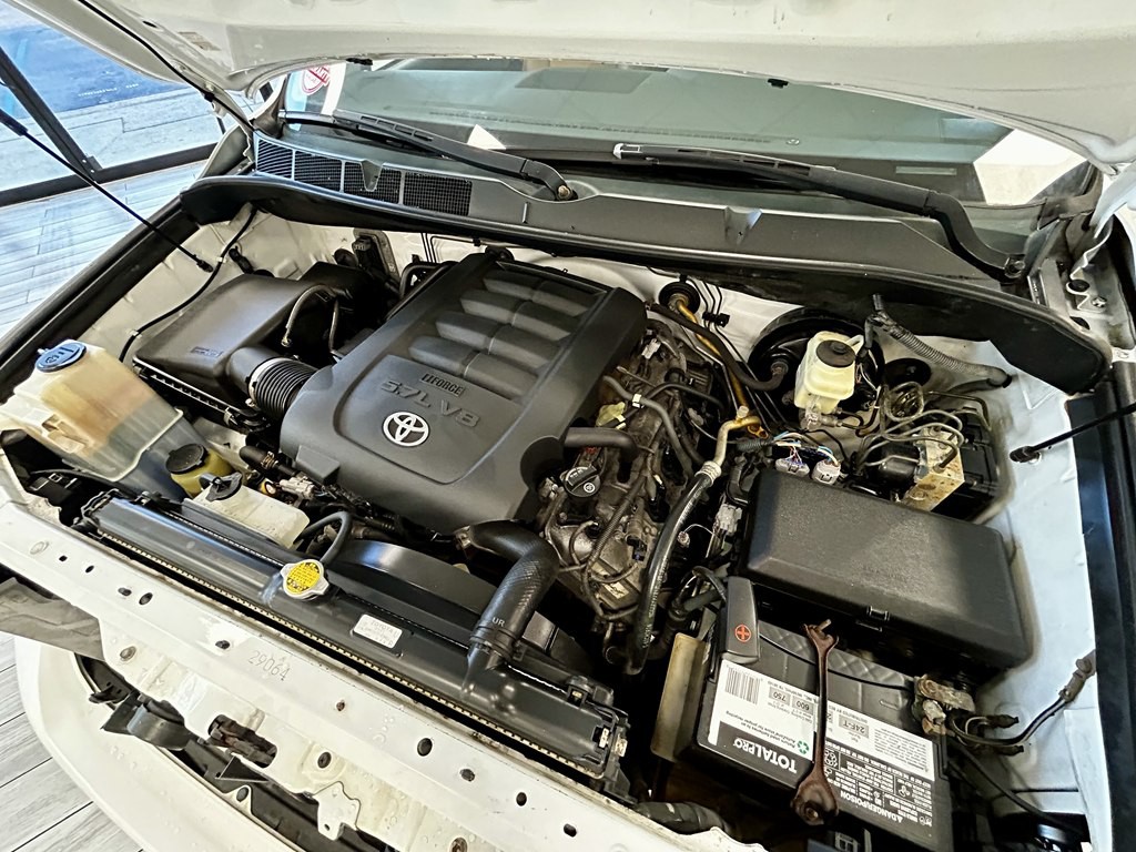 2011 Toyota Tundra Image 17