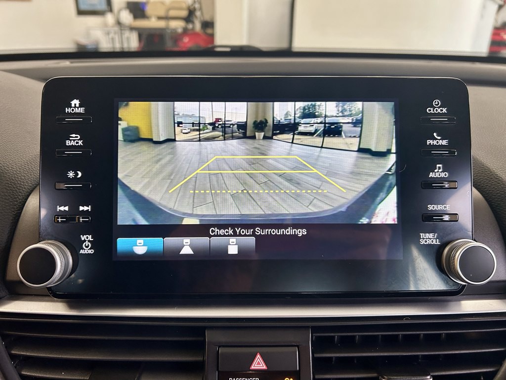 2020 Honda Accord Image 11