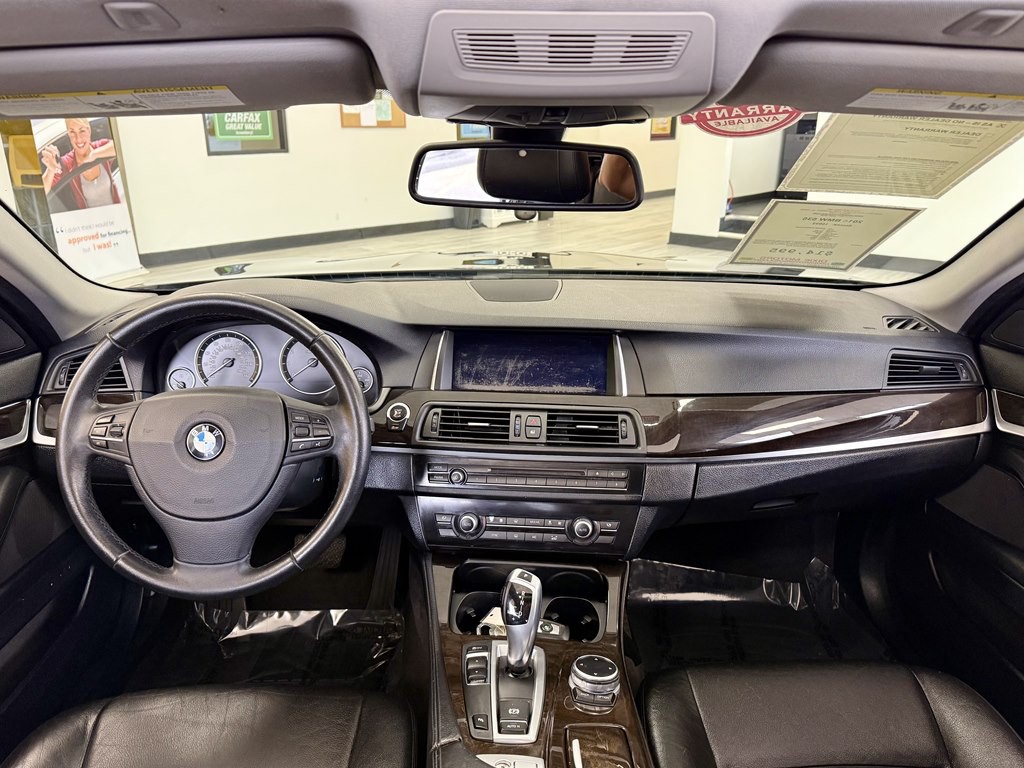 2014 BMW 5 Series Image 10
