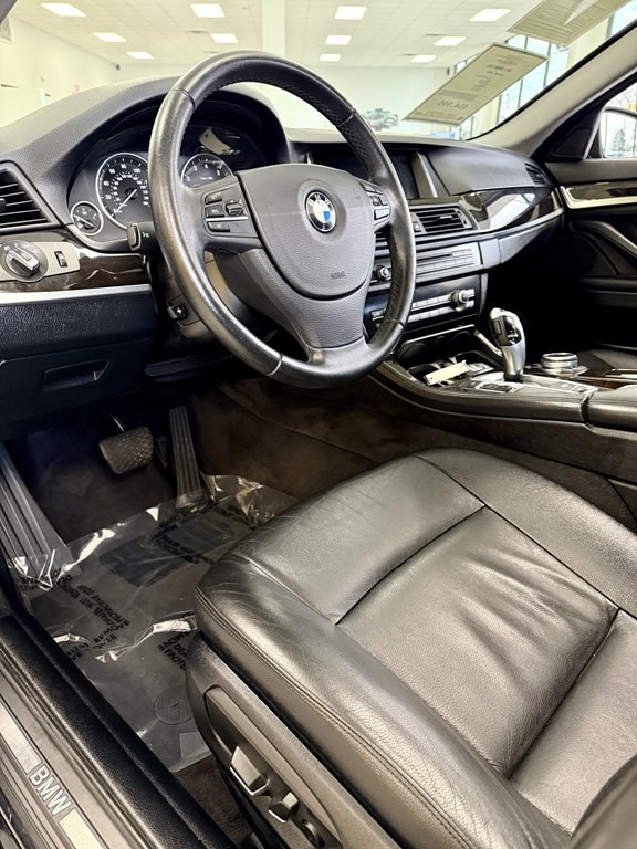 2014 BMW 5 Series Image 13