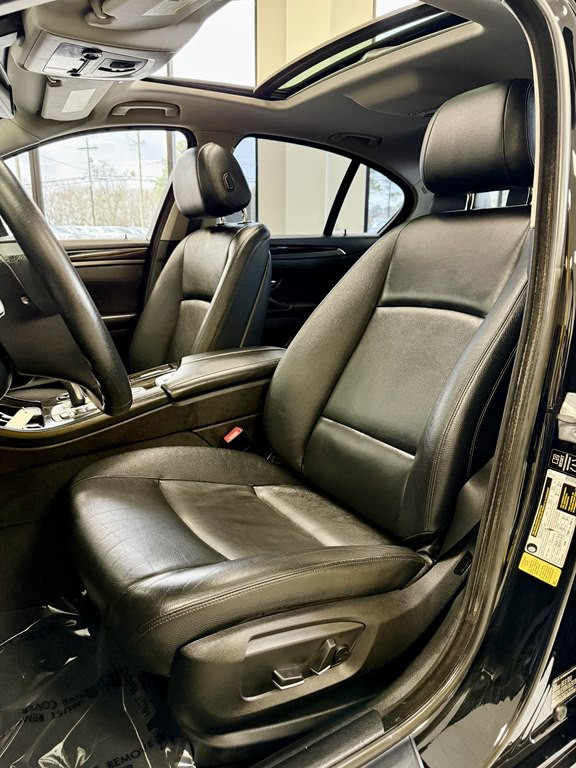 2014 BMW 5 Series Image 14