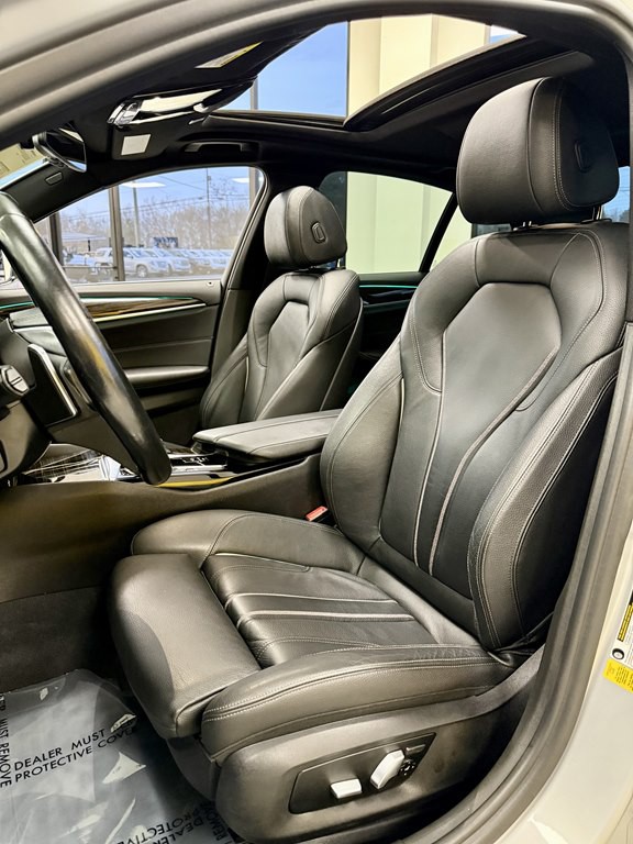 2018 BMW 5 Series Image 11