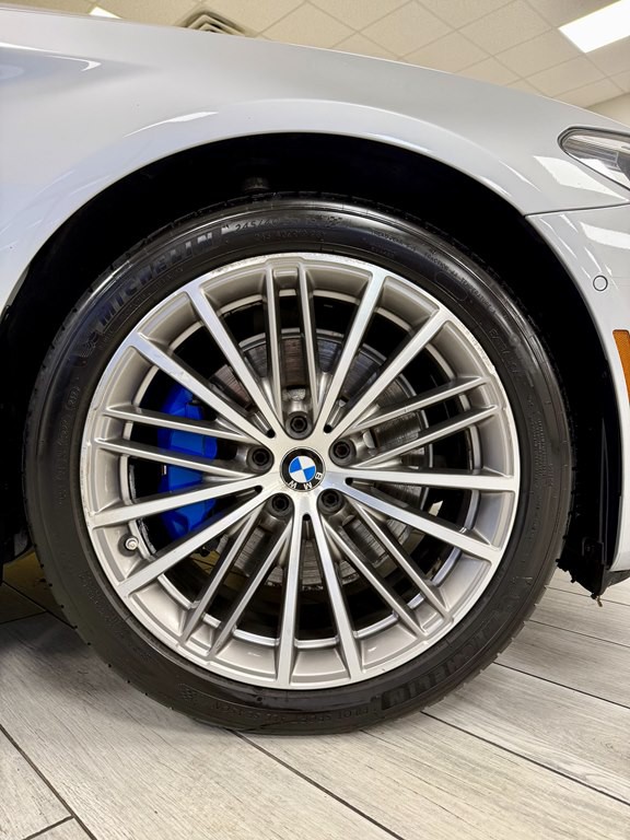 2018 BMW 5 Series Image 17