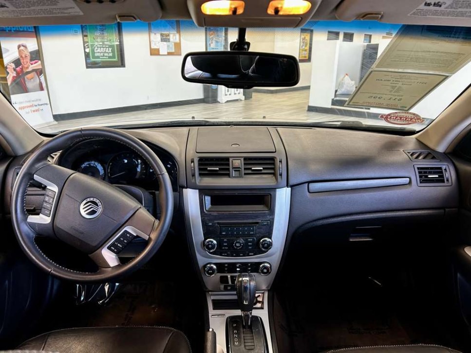 2011 Mercury Milan Image 10