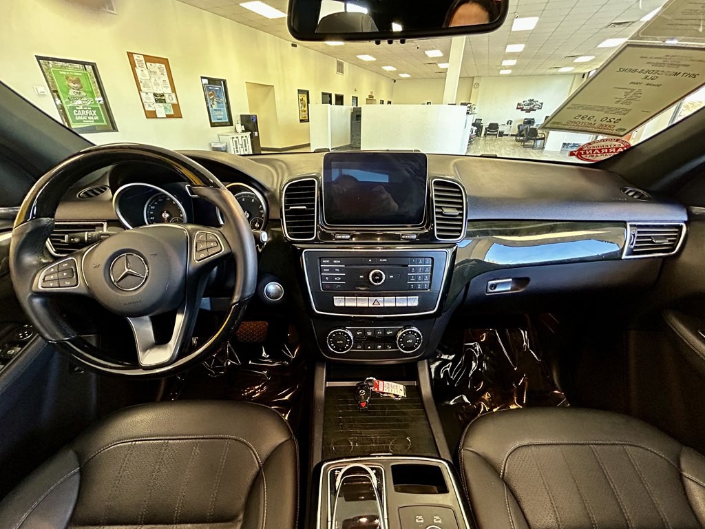 2017 Mercedes-Benz GLE-Class Image 10