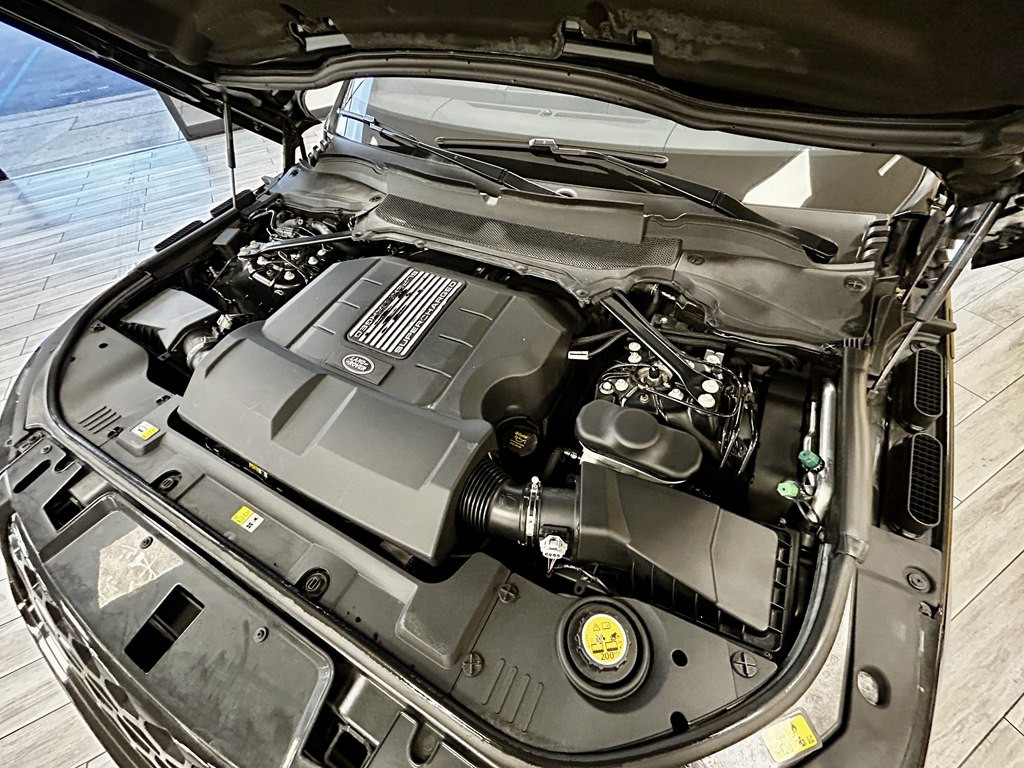 2017 Land Rover Range Rover Sport Image 17