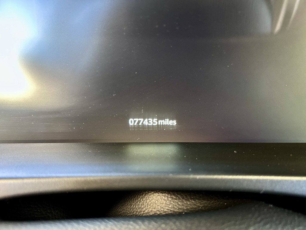 2019 Jaguar XE Image 19