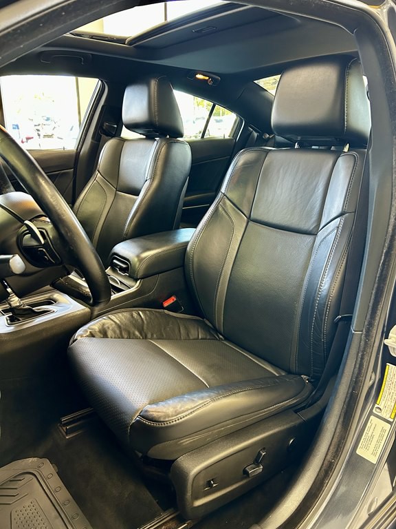 2016 Dodge Charger Image 14