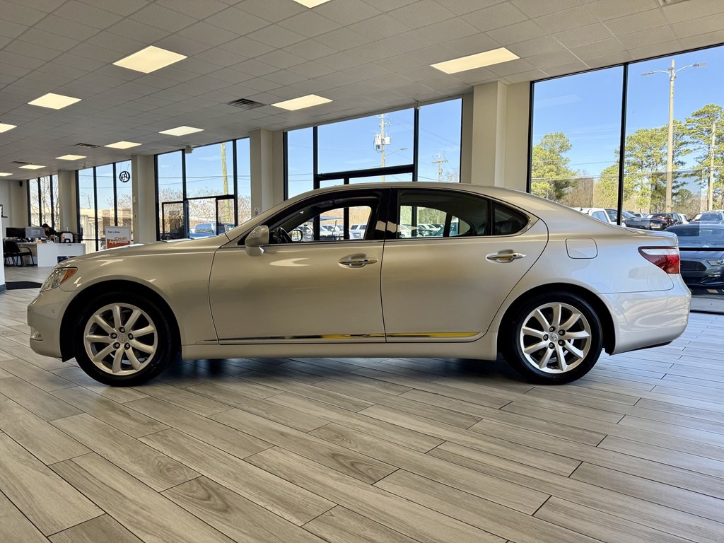 2007 Lexus LS Image 4