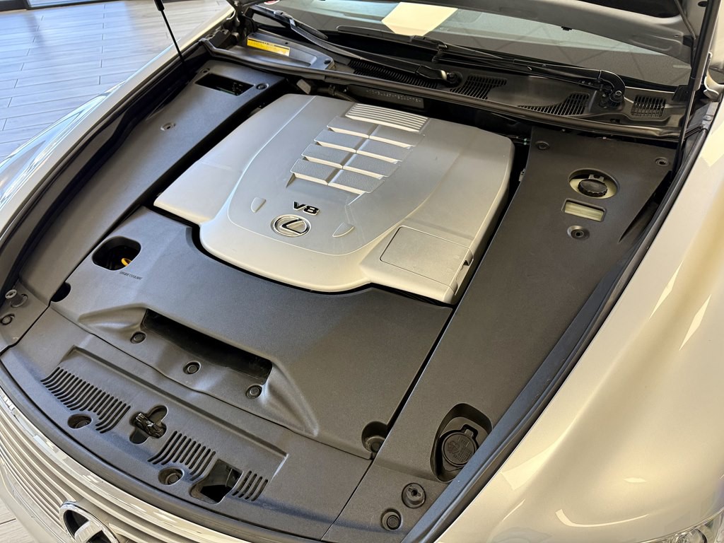 2007 Lexus LS Image 18