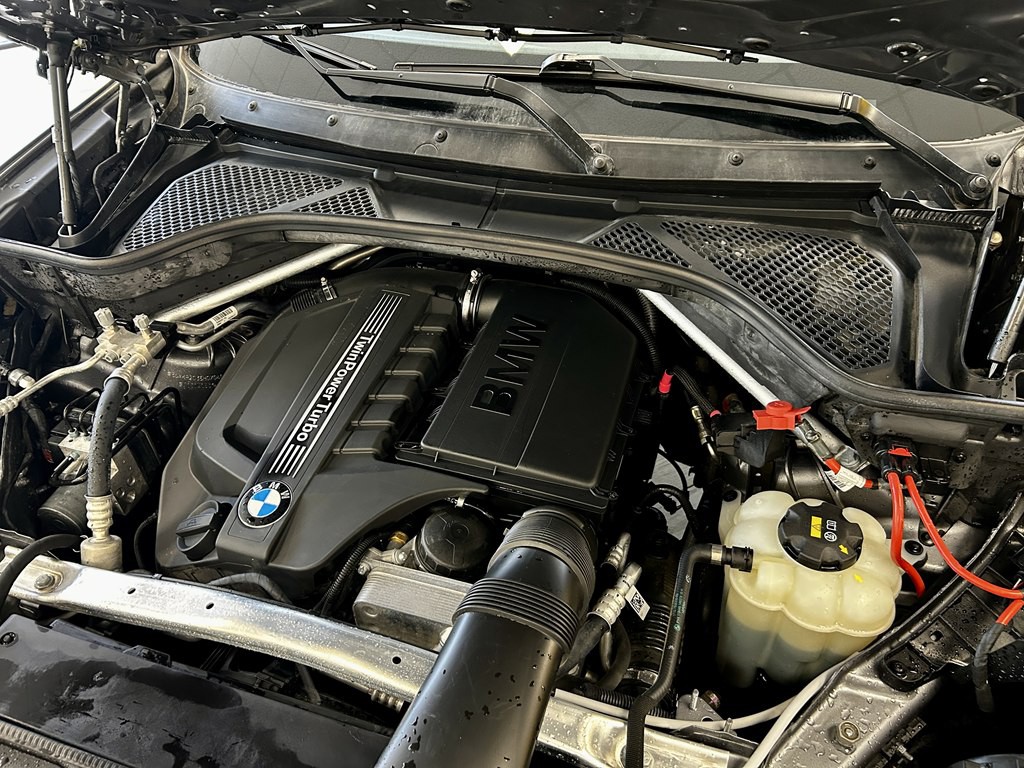 2017 BMW X5 Image 18