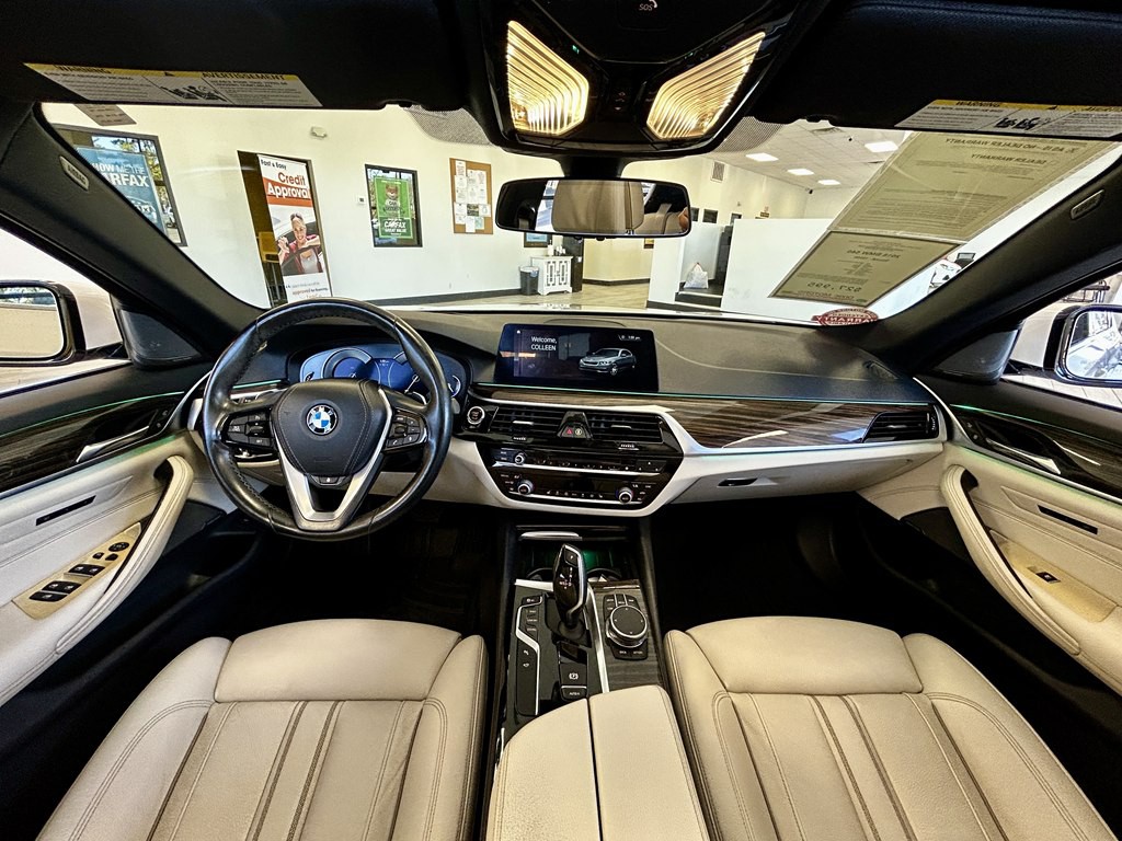 2018 BMW 5 Series Image 10