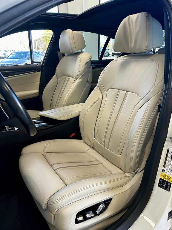 2018 BMW 5 Series Image 14