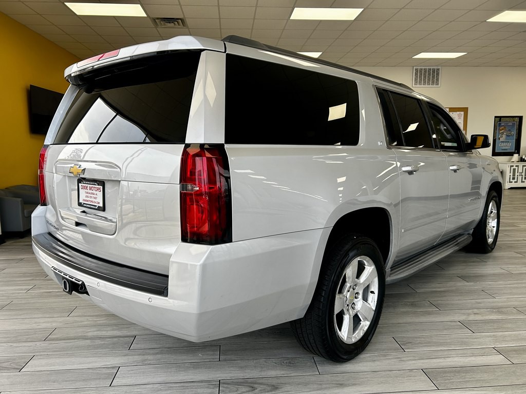 2015 Chevrolet Suburban Image 6