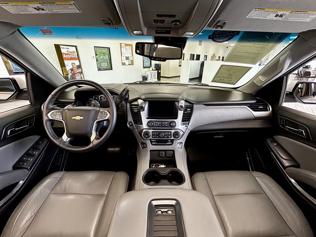 2015 Chevrolet Suburban Image 10