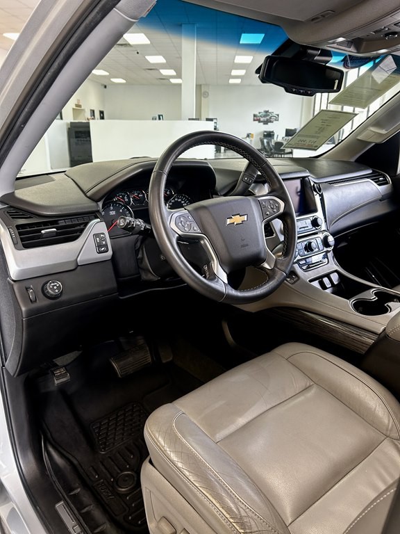 2015 Chevrolet Suburban Image 13