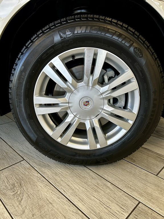 2011 Cadillac SRX Image 19