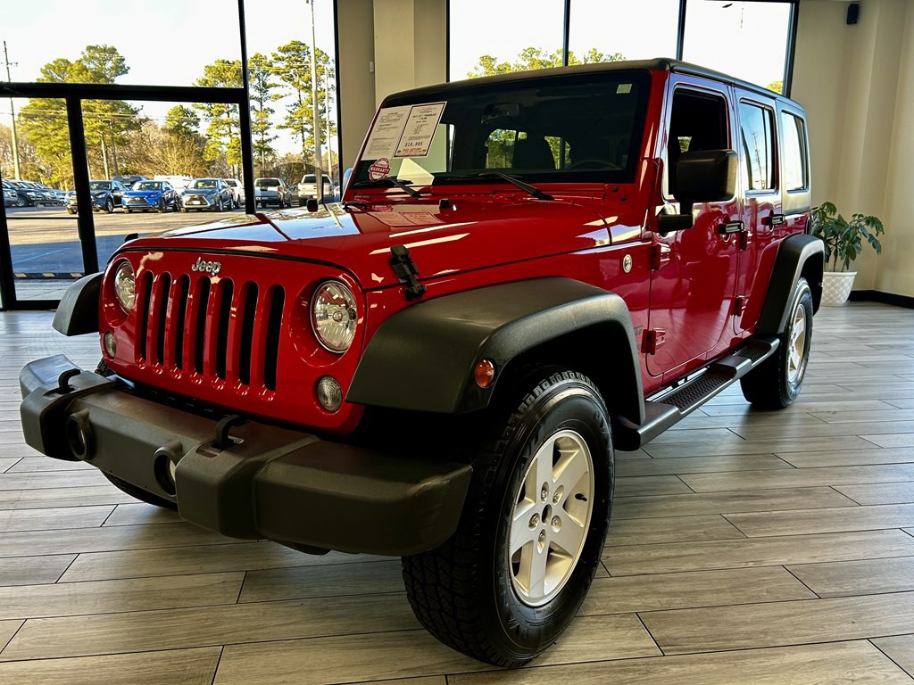 2017 Jeep Wrangler Unlimited Image 3