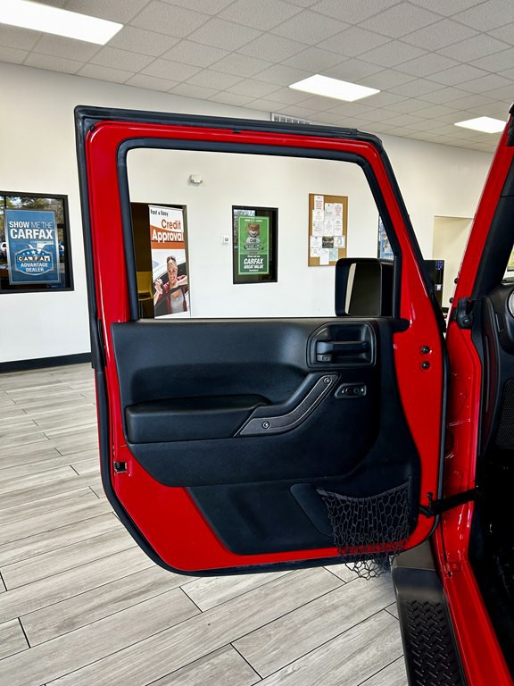 2017 Jeep Wrangler Unlimited Image 14