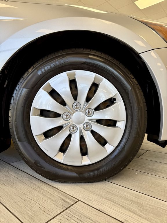 2010 Honda Accord Image 15