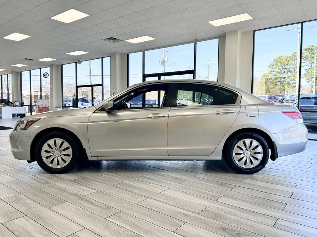 2010 Honda Accord Image 4