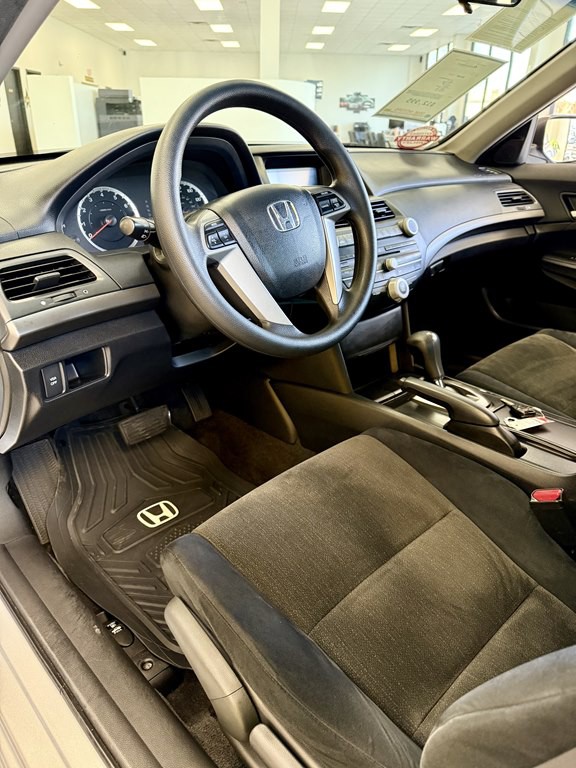 2010 Honda Accord Image 12