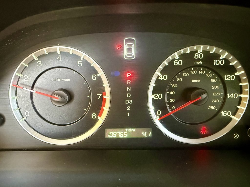 2010 Honda Accord Image 19