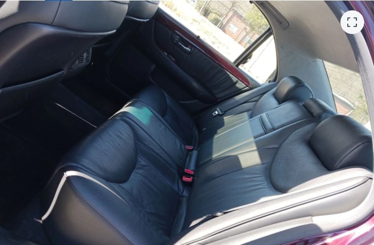 2001 Lexus LS Image 6