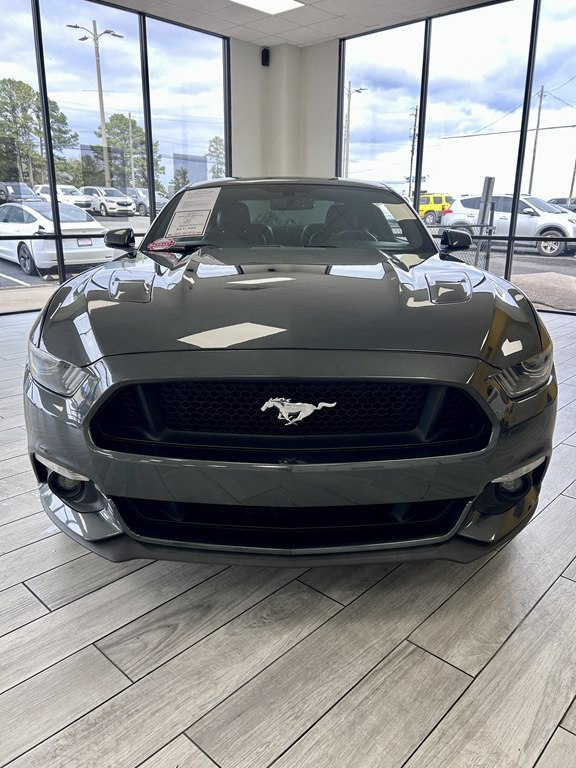 2016 Ford Mustang Image 2