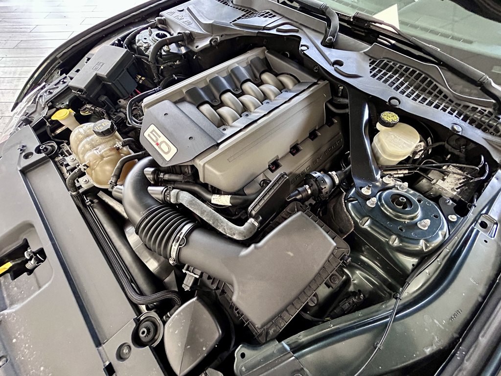 2016 Ford Mustang Image 18