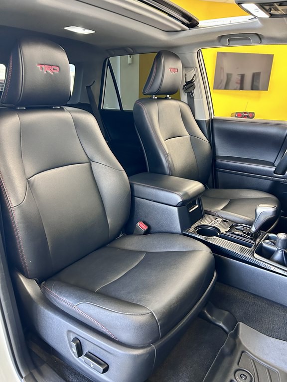 2018 Toyota 4Runner Image 15