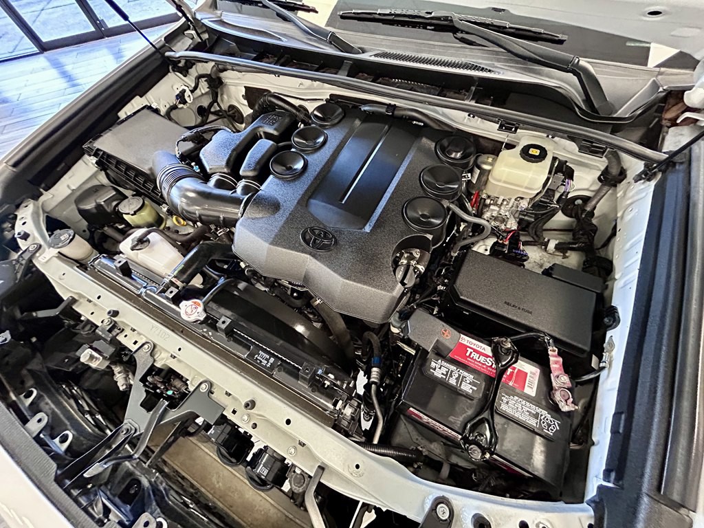 2018 Toyota 4Runner Image 17