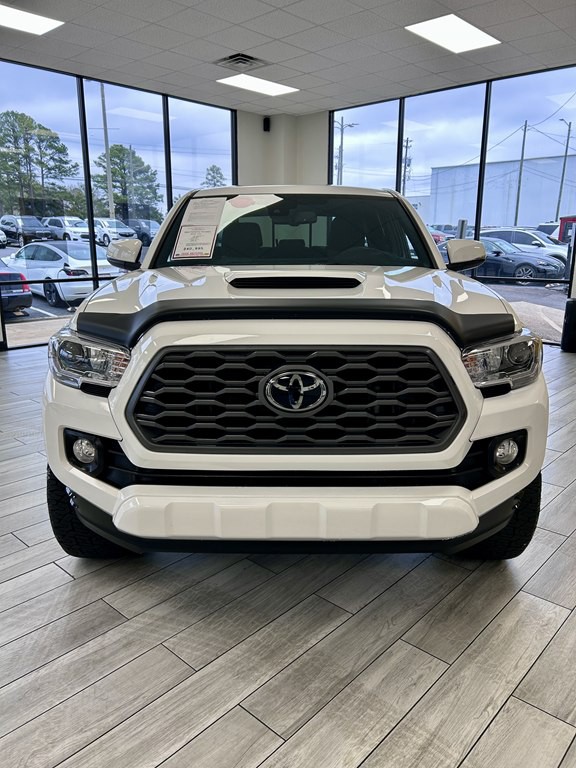 2022 Toyota Tacoma Image 2
