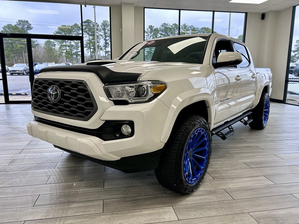 2022 Toyota Tacoma Image 3