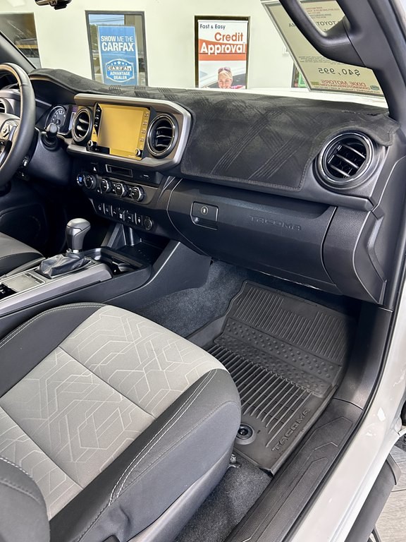 2022 Toyota Tacoma Image 12