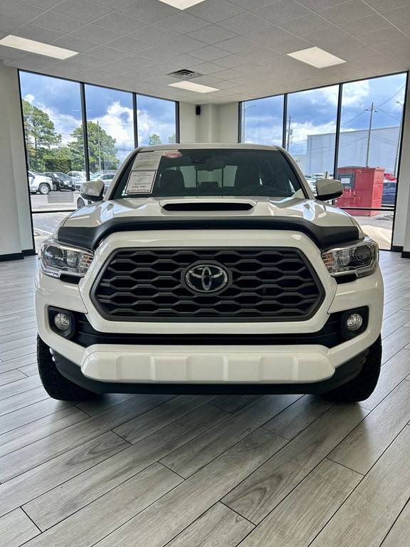 2022 Toyota Tacoma Image 2