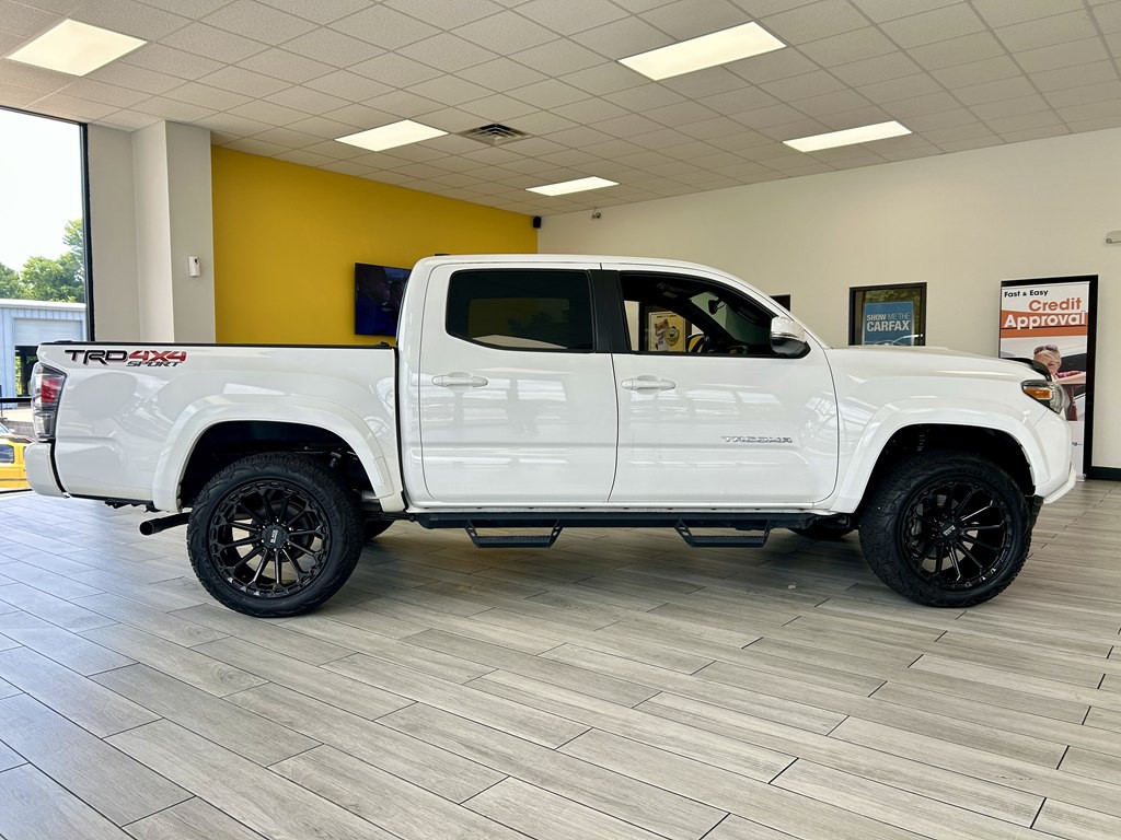 2022 Toyota Tacoma Image 5