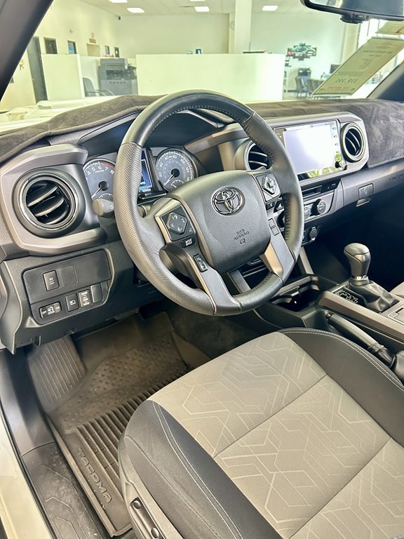 2022 Toyota Tacoma Image 13