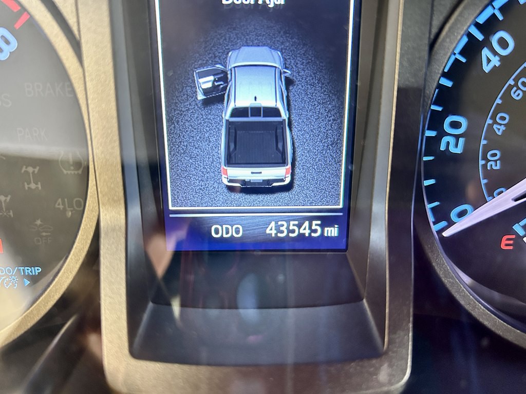 2022 Toyota Tacoma Image 18
