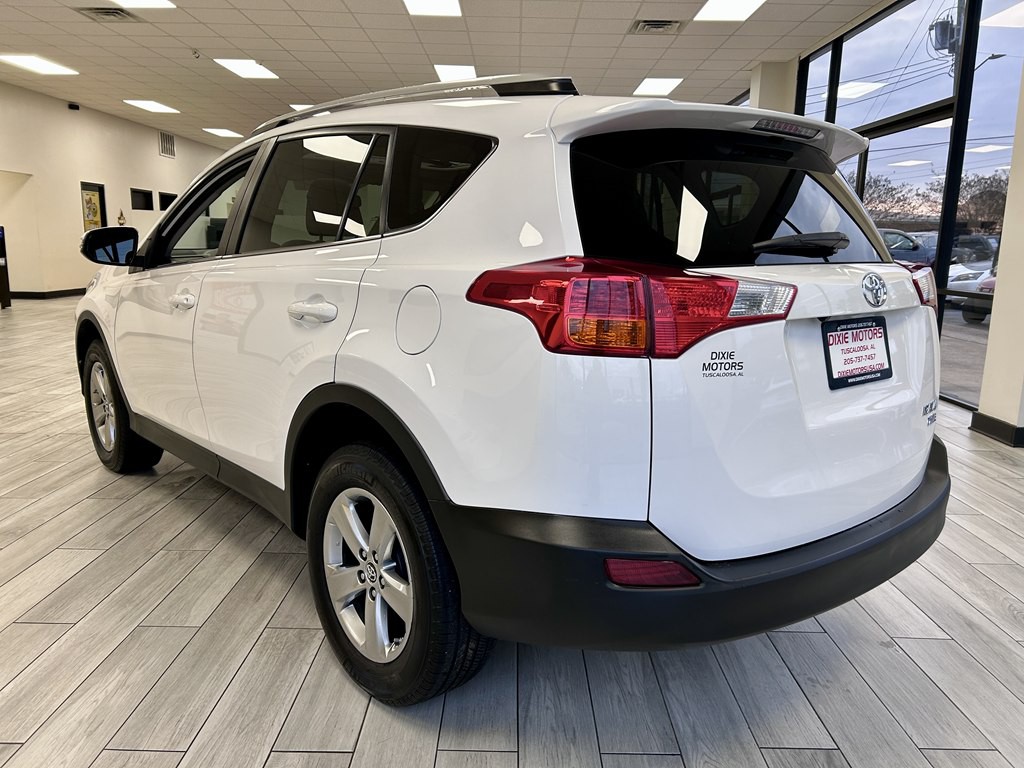 2015 Toyota Rav4 Image 6