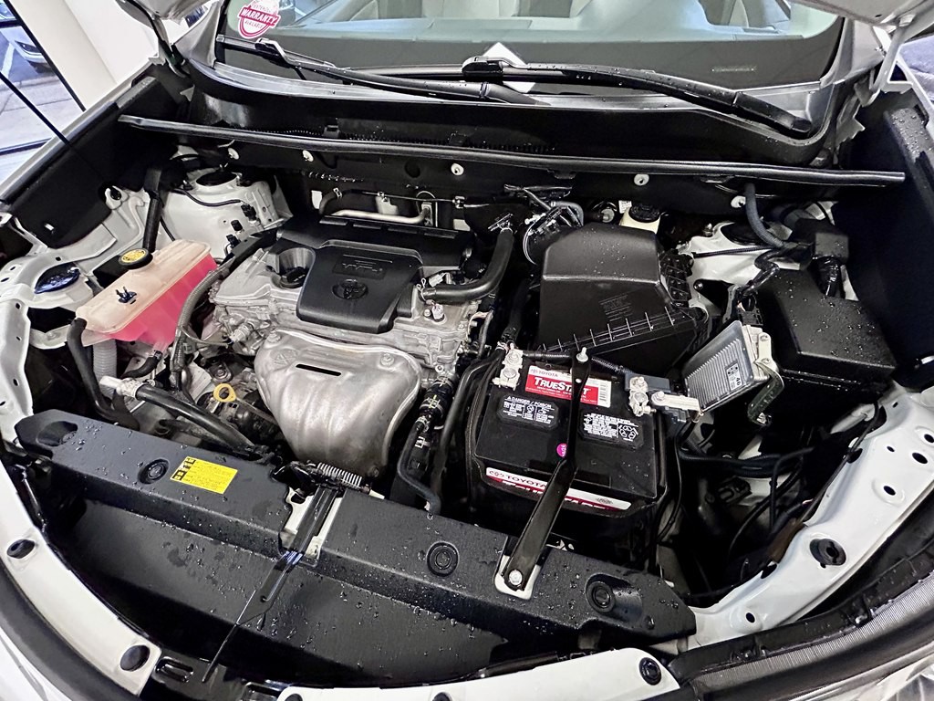 2015 Toyota Rav4 Image 19