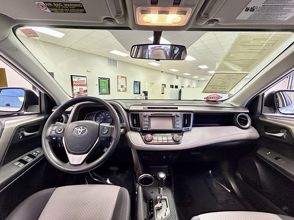 2015 Toyota Rav4 Image 10