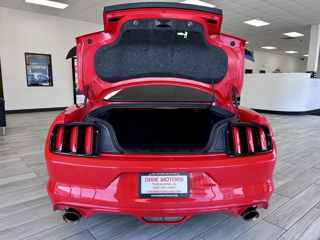 2017 Ford Mustang Image 8