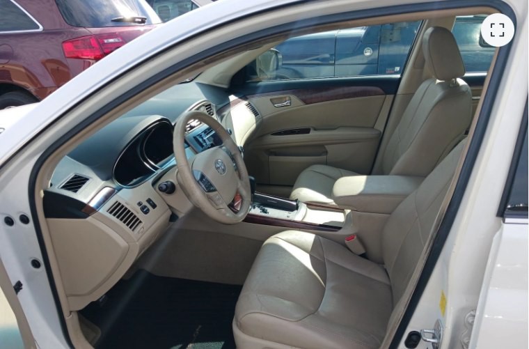 2011 Toyota Avalon Image 6