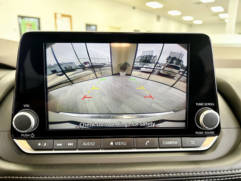 2023 Nissan Rogue Image 11