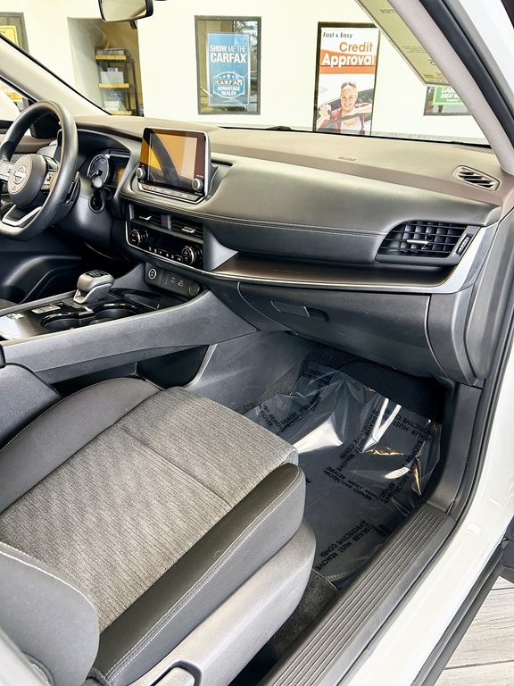 2023 Nissan Rogue Image 12