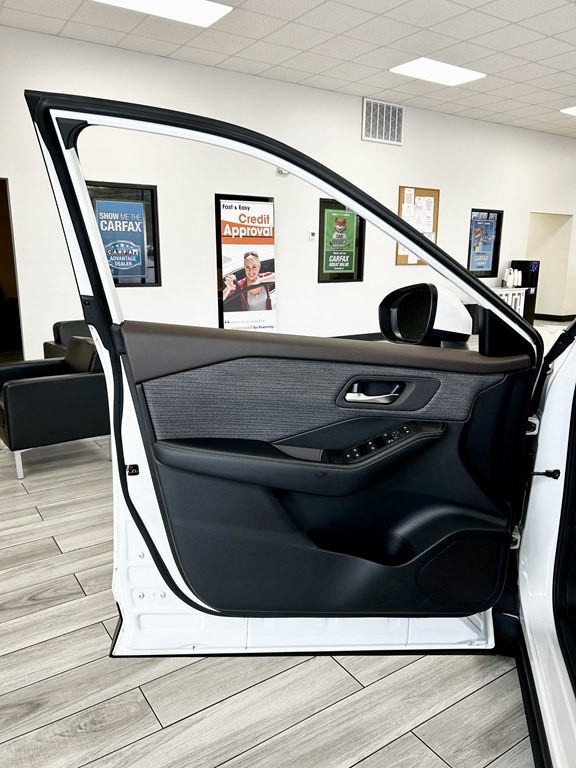 2023 Nissan Rogue Image 15