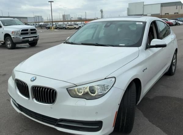 2014 BMW 5 Series Image 2