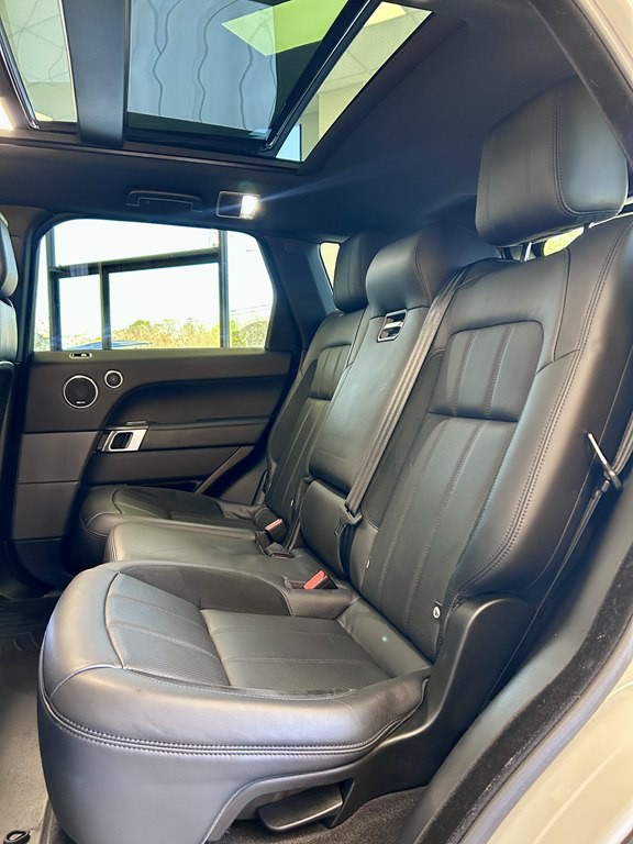 2019 Land Rover Range Rover Sport Image 17