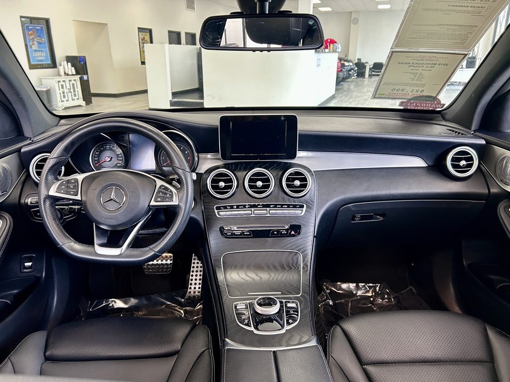 2019 Mercedes-Benz GLC-Class Image 9